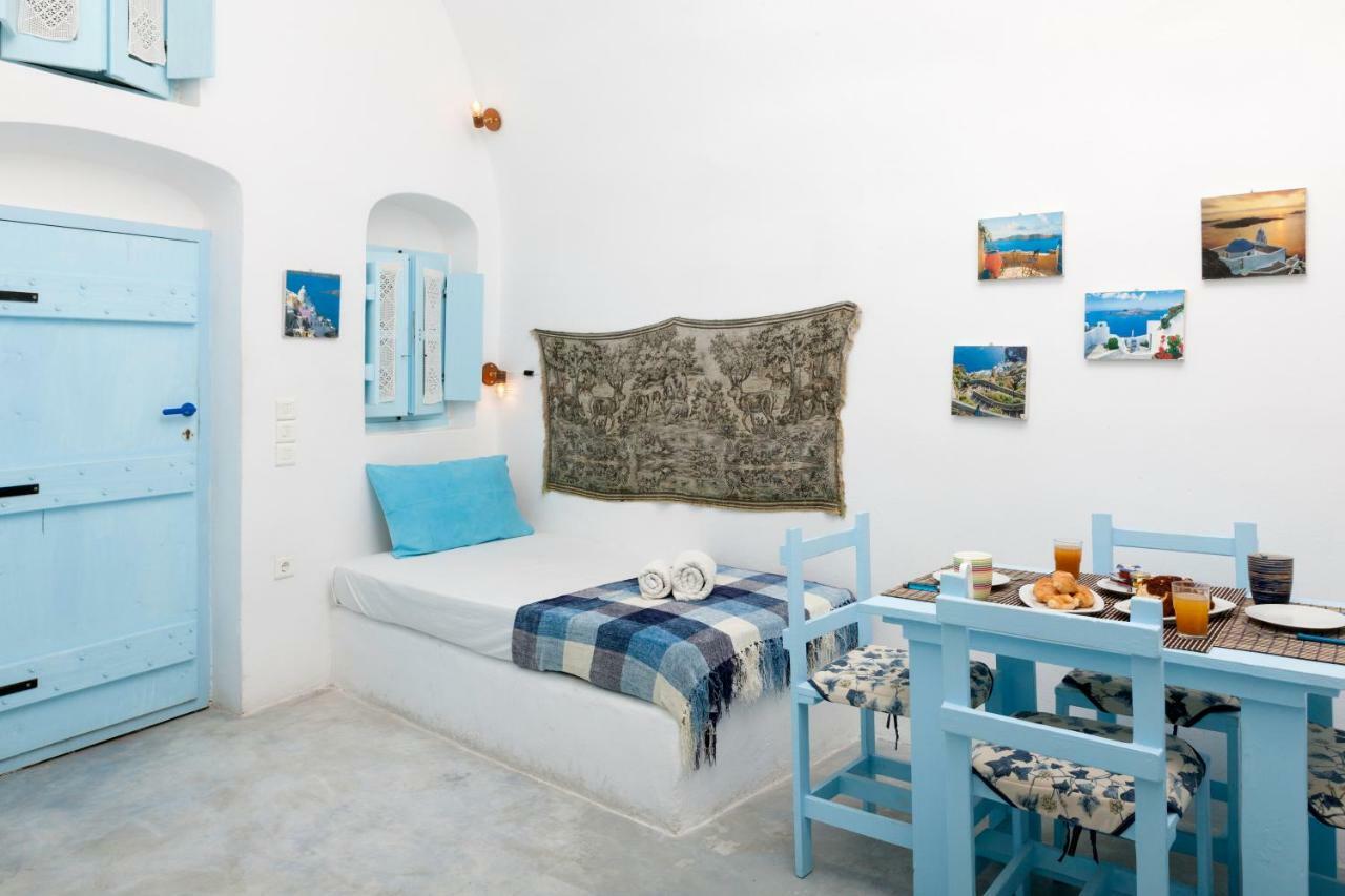 Apartment Black Rock Traditional Emporio (Santorini)